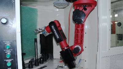 安捷倫全新自動(dòng)噴膠機(jī)"六軸機(jī)械手噴膠機(jī)"即將上線！