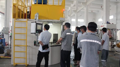 上海橡膠制品客戶(hù)打樣測(cè)試——AJL.ZP-40型自動(dòng)噴膠機(jī)
