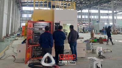 塑膠制品客戶驗(yàn)收噴涂設(shè)備—安捷倫ZP40型自動(dòng)噴膠機(jī)