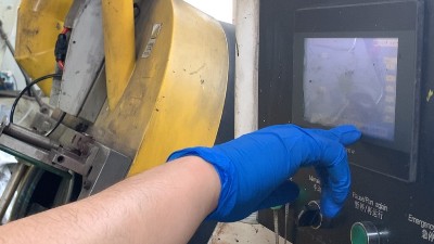 還在人工噴涂？來看看安捷倫自動噴涂設(shè)備如何工作!